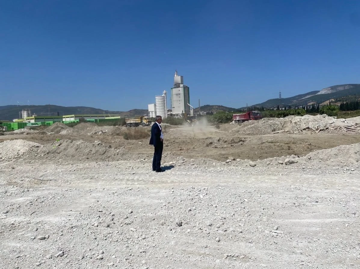 S&ouml;ke&rsquo;de 40 derslikli meslek lisesinin yapımı s&uuml;r&uuml;yor
