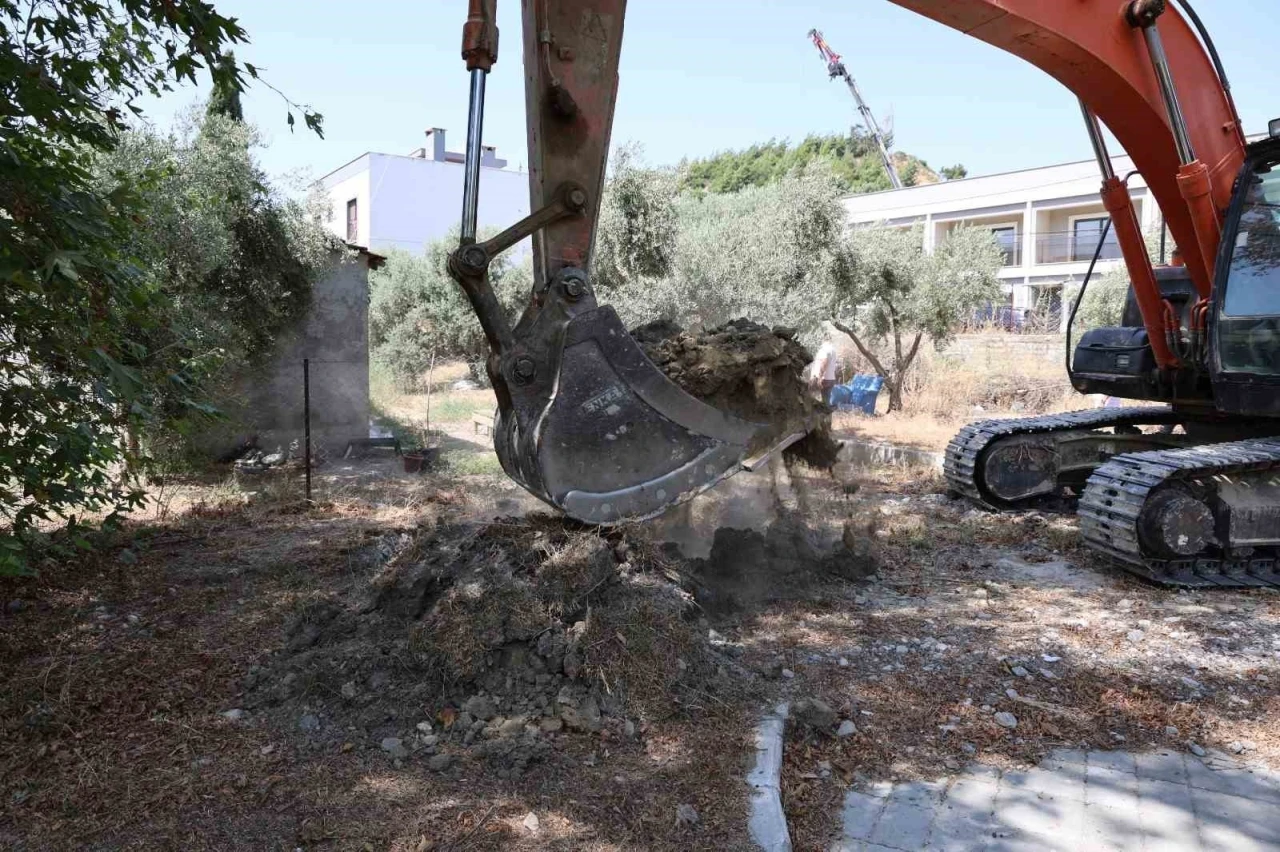 S&ouml;ke&rsquo;de Fevzipaşa Taziye ve K&uuml;lt&uuml;r Evi&rsquo;nde ilk kazma vuruldu
