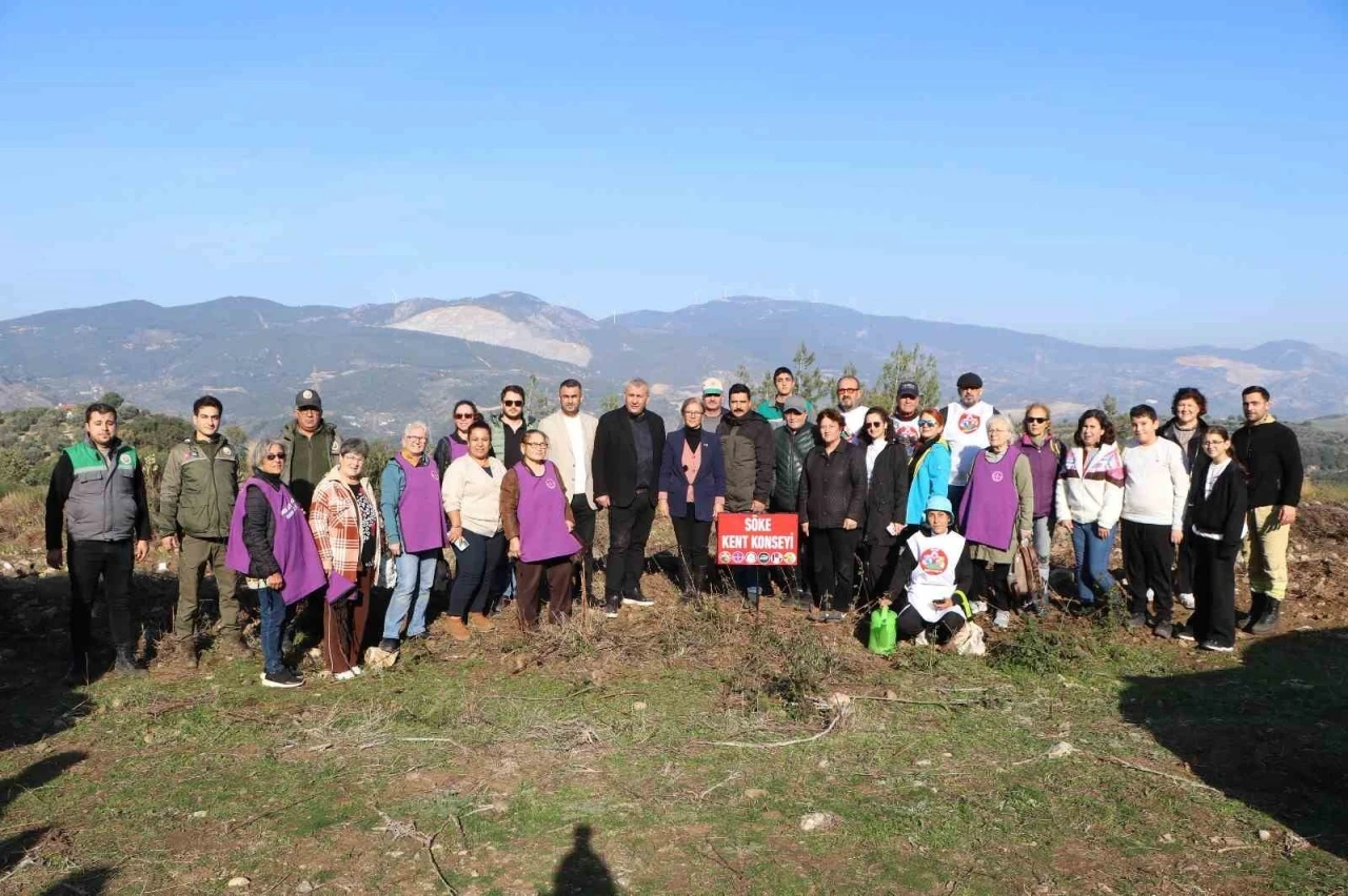 Söke’de fidanlar toprakla buluştu
