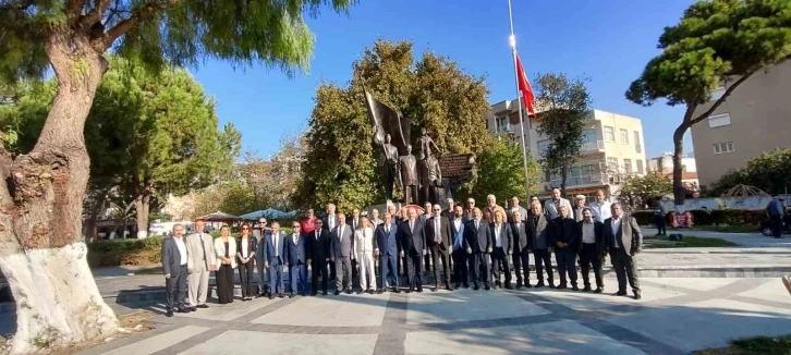 S&ouml;ke&rsquo;de Muhtarlar G&uuml;n&uuml; kutlandı
