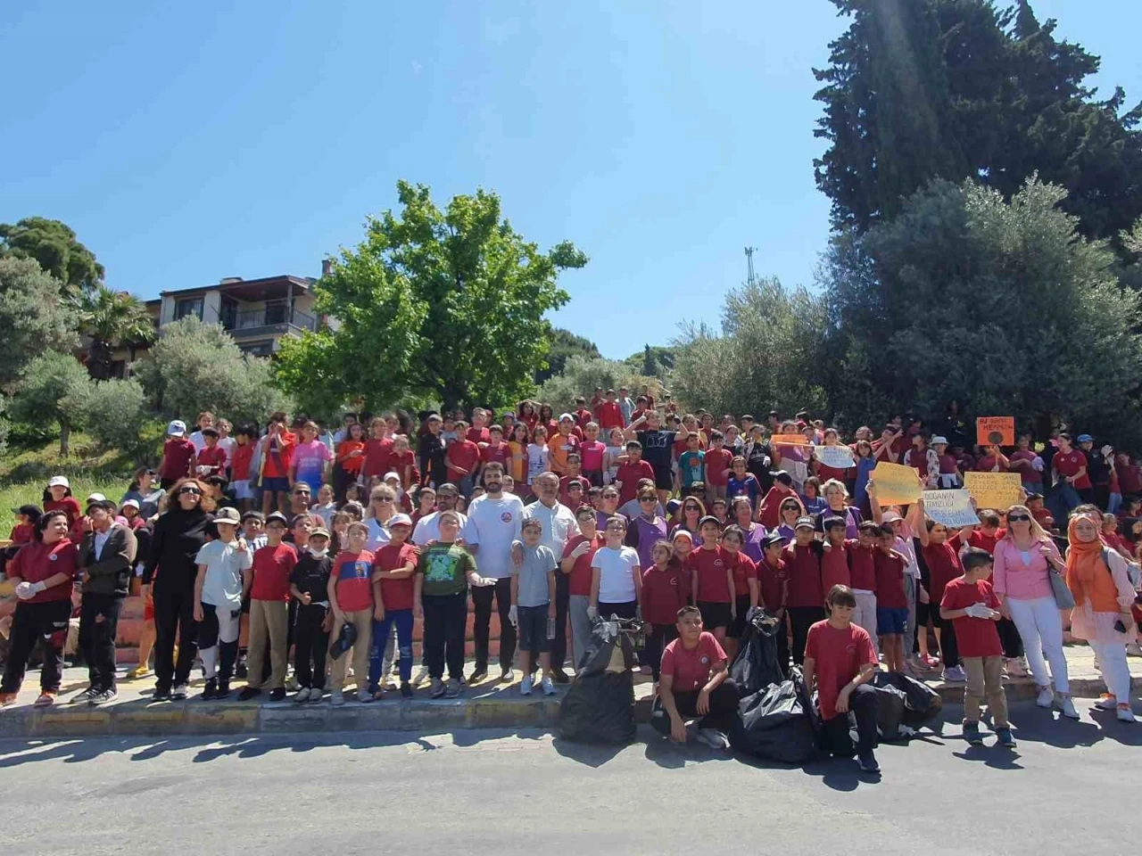 Söke’de &quot;Temiz İlçem, Yeşil Geleceğim&quot; projesiyle temizlik farkındalığı artıyor
