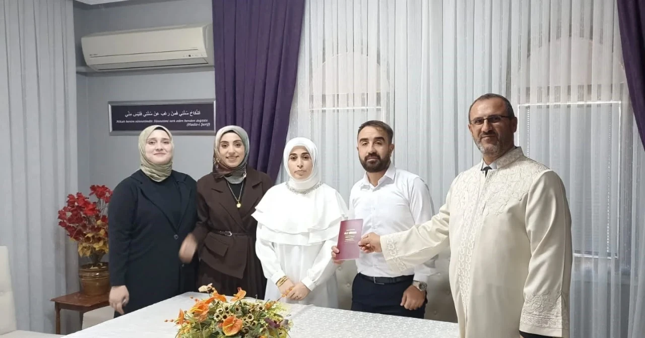 S&ouml;ke M&uuml;ft&uuml;l&uuml;ğ&uuml;&rsquo;nde 2025 yılında 100 &ccedil;ift &rsquo;evet&rsquo; dedi
