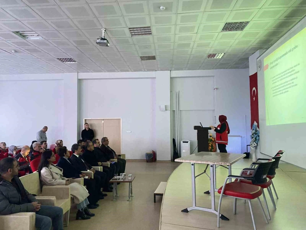 Sosyal projeler i&ccedil;in kurumsal planlama toplantısı yapıldı
