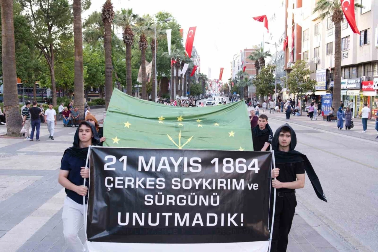 Soykırımın tanınmasını isteyen Çerkesler, &quot;161 yıldır sürgündeyiz, 161 yıldır var olmak için direniyoruz&quot;
