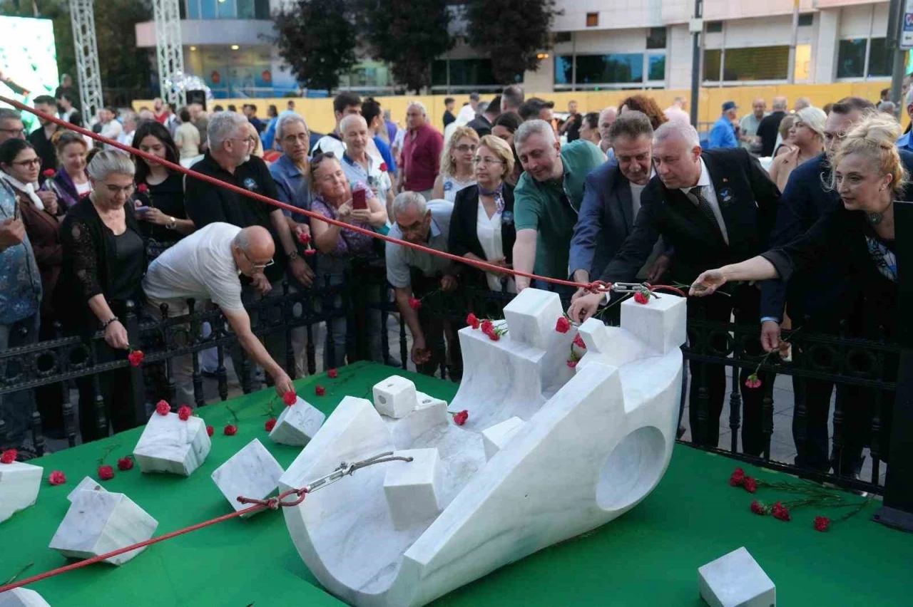 Srebrenitsa Katliamı’nın 30’uncu yılında Kartal’da anma töreni düzenlendi
