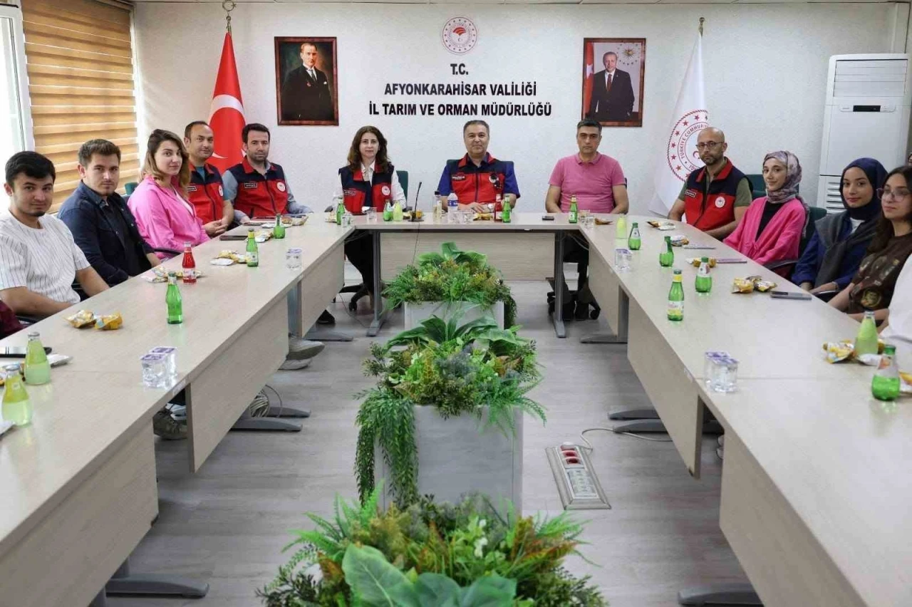 Stajyer &ouml;ğrencilere kurum tanıtımı yapıldı
