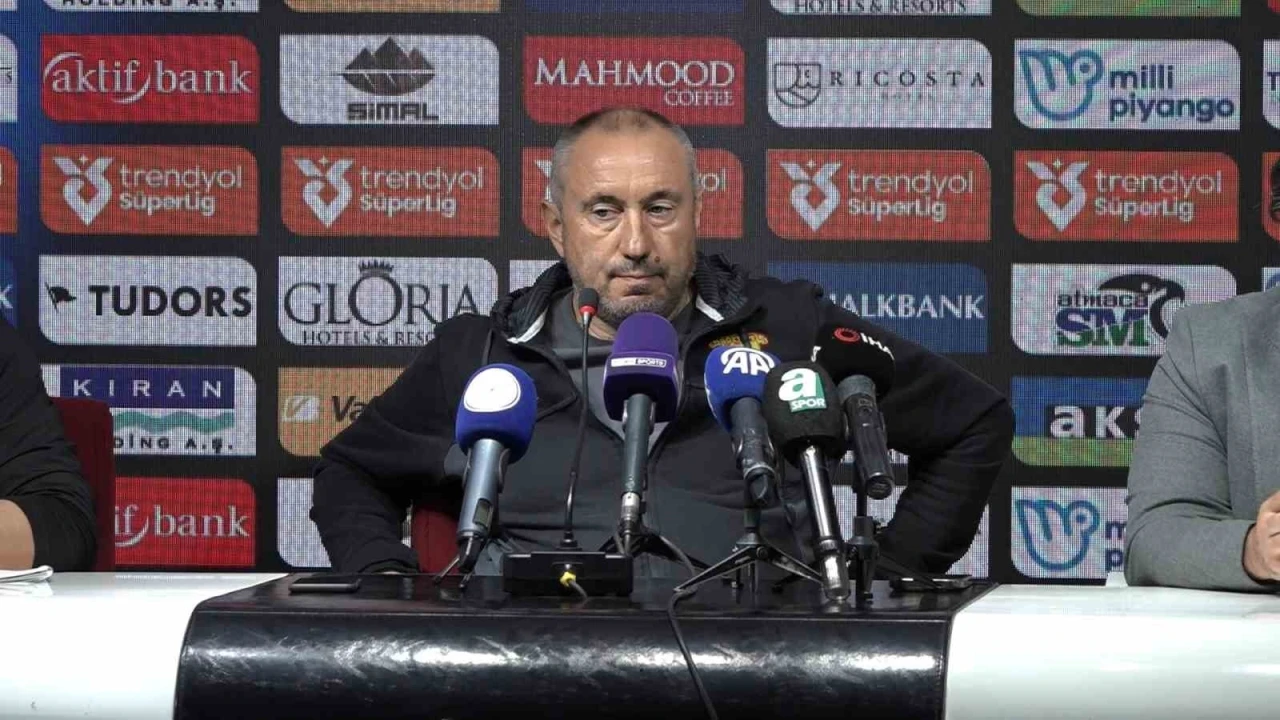 Stanimir Stoilov: &quot;6 gol kalenizde görürseniz o zaman 3 gol atsanız bile bu yeterli olmuyor&quot;
