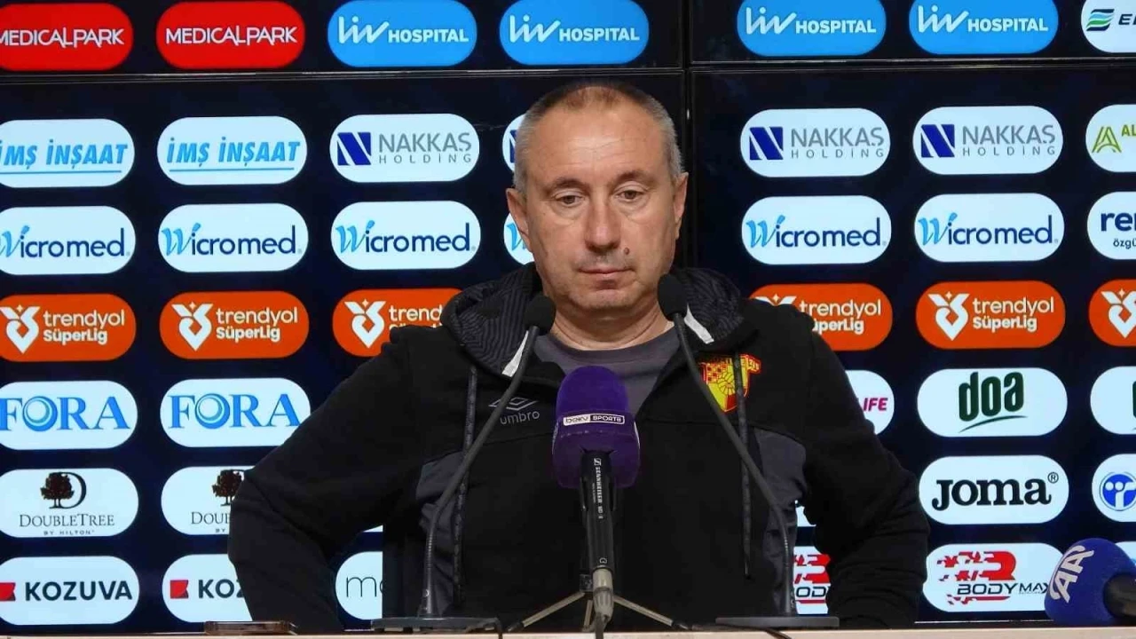 Stanimir Stoilov: &quot;Göztepe ailesini her zaman mutlu etmeliyiz&quot;

