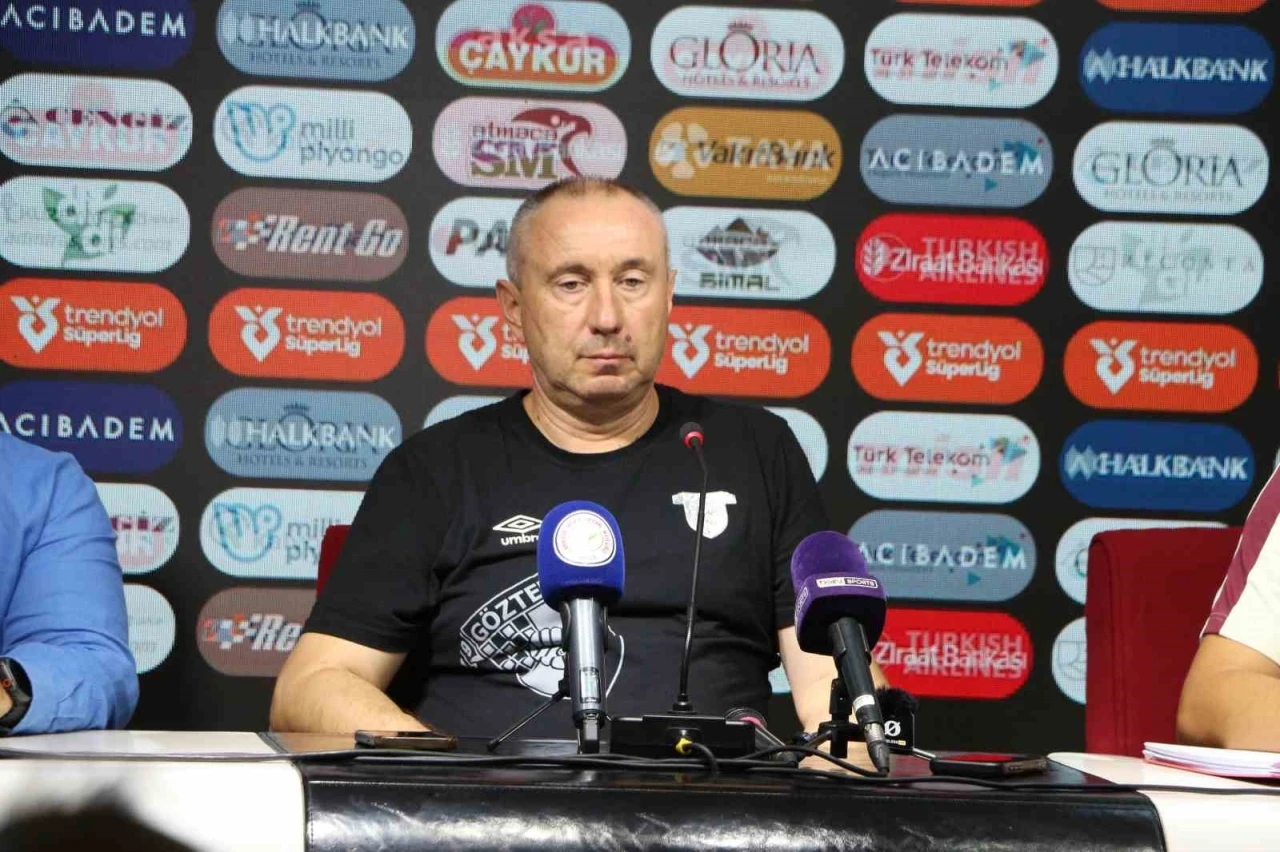 Stanimir Stoilov &quot;Şu anda ’İstediğimiz seviyedeyiz, iyiyiz’ demekten çok uzaktayım&quot;

