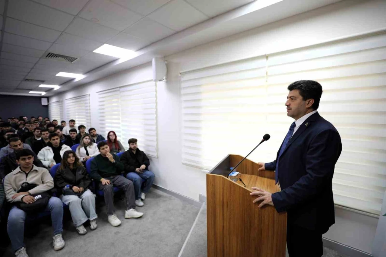 SUBÜ’de 604 öğrenci İŞKUR programıyla işbaşı yaptı
