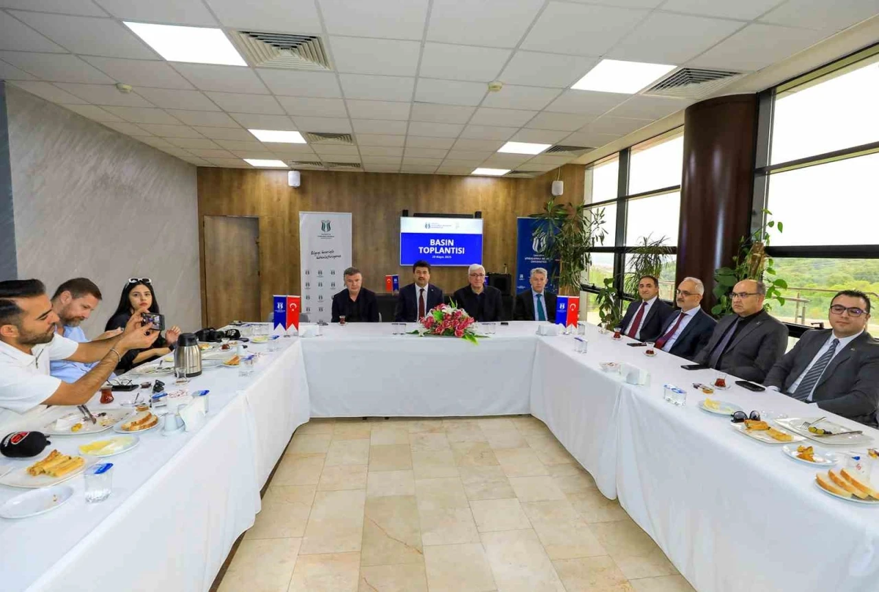 SUBÜ’nün 7’nci yılı değerlendirildi
