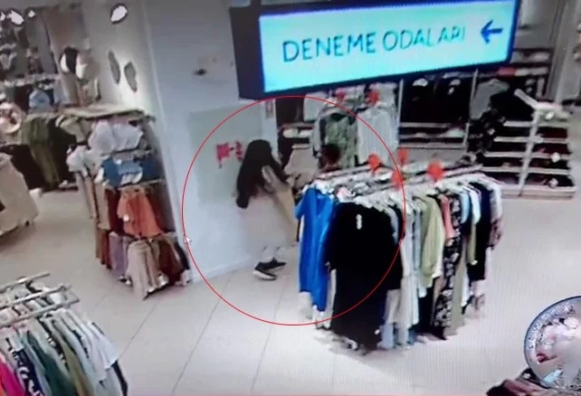 Suç makinesi çocuklar önce kameraya sonra polise yakalandı
