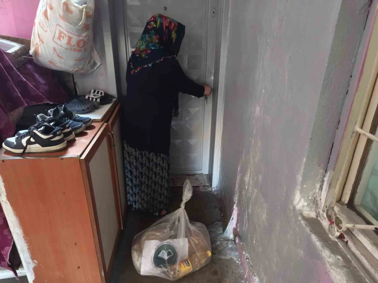 Sultan Şeyhmus EZ-ZULİ Derneği’nden yüzlerce aileye gıda desteği
