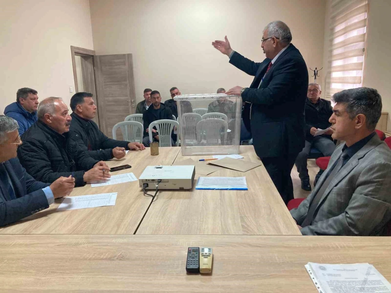 Sultandağı SYDV M&uuml;tevelli Heyeti&rsquo;nin muhtar &uuml;yeleri se&ccedil;ildi
