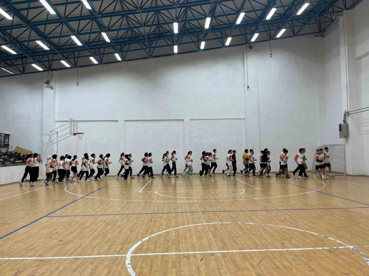 Sultangazi Belediyesi BESYO, PMYO, POEM ve Bek&ccedil;ilik kurslarını başlattı
