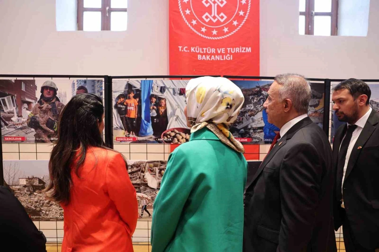 Sultangazi’de 4’üncü Ulusal Fotoğraf Yarışması’nın ödül töreni yapıldı

