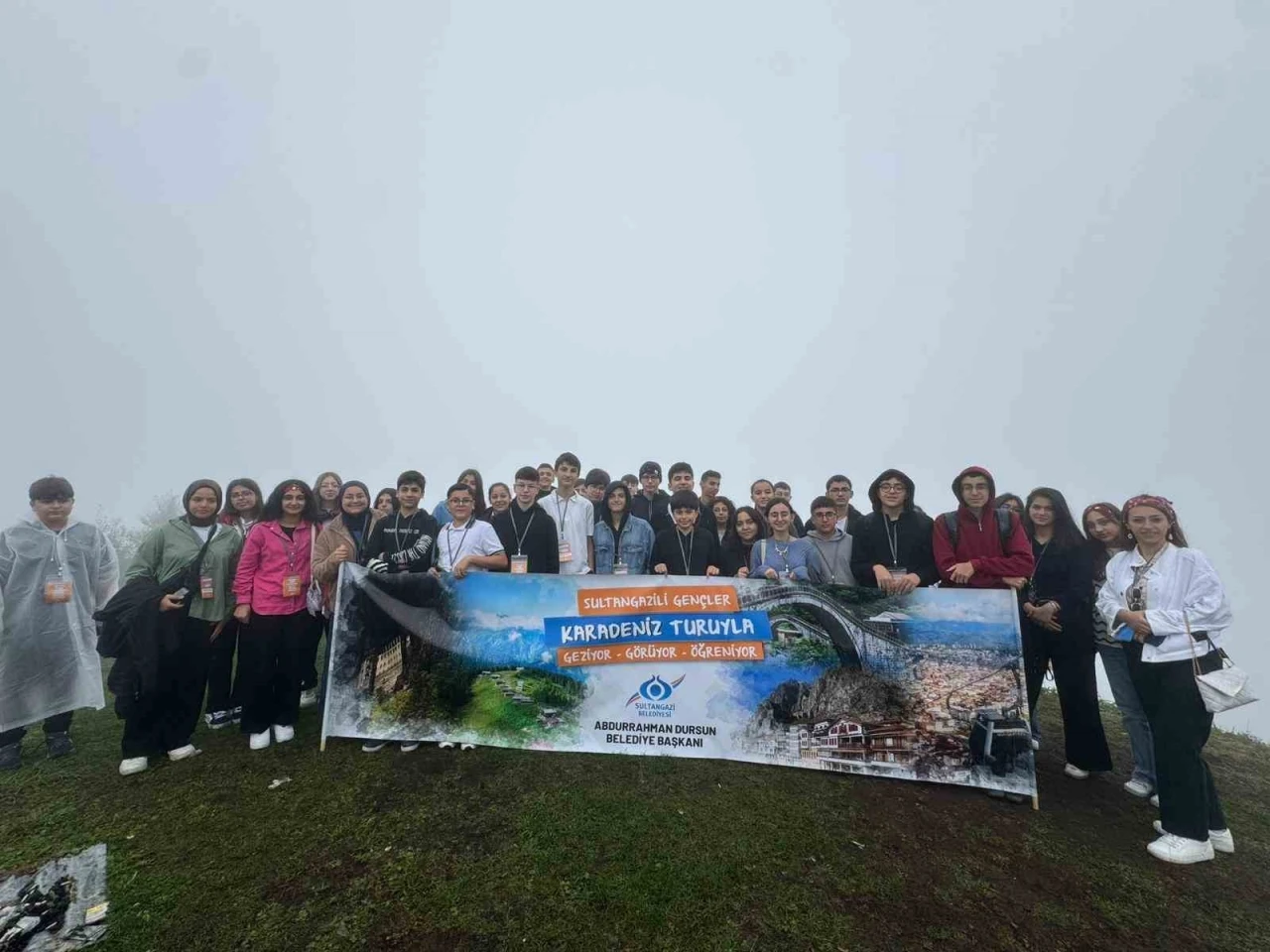 Sultangazi’de başarılı öğrencilere 5 günlük Karadeniz turu ödülü
