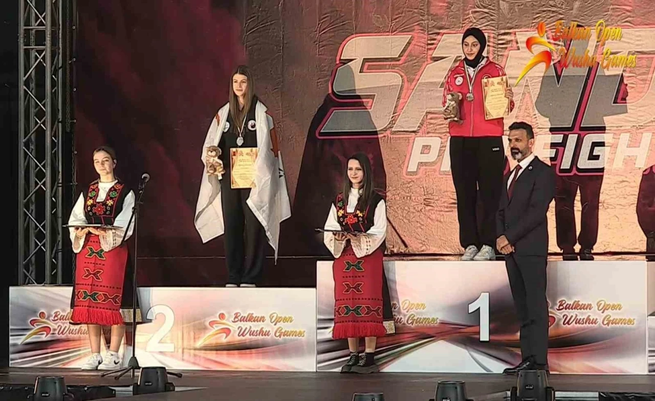 Sultangazili sporculardan Balkan Şampiyonası’nda 3 altın madalya birden
