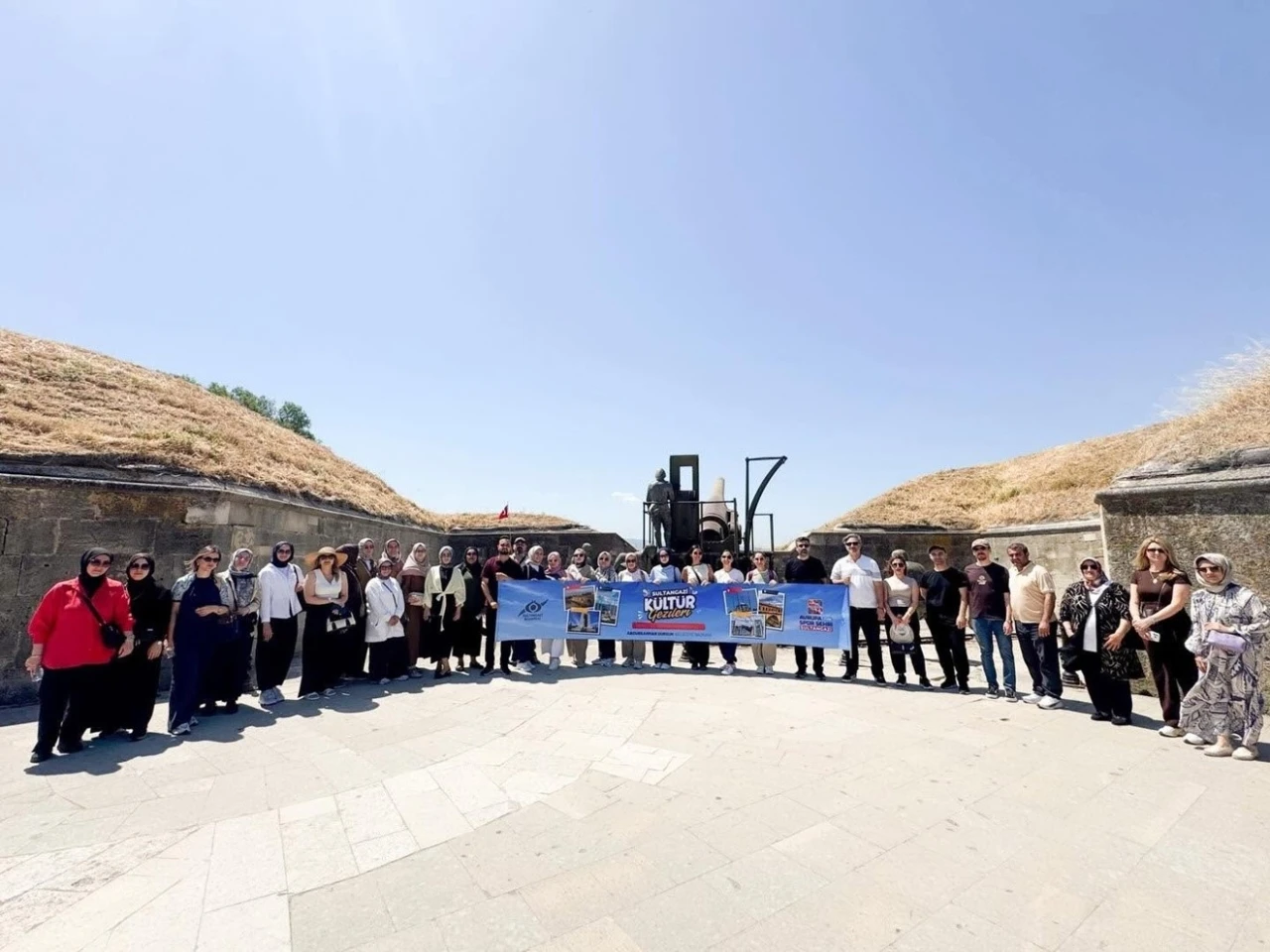 Sultangazililer i&ccedil;in k&uuml;lt&uuml;r gezileri başladı
