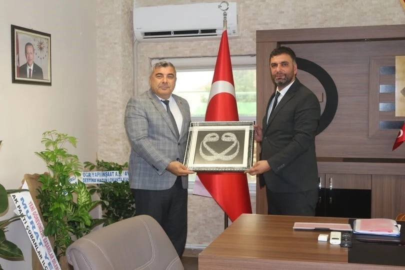 Sünnetci’den Müdür Aslan’a hayırlı olsun ziyareti

