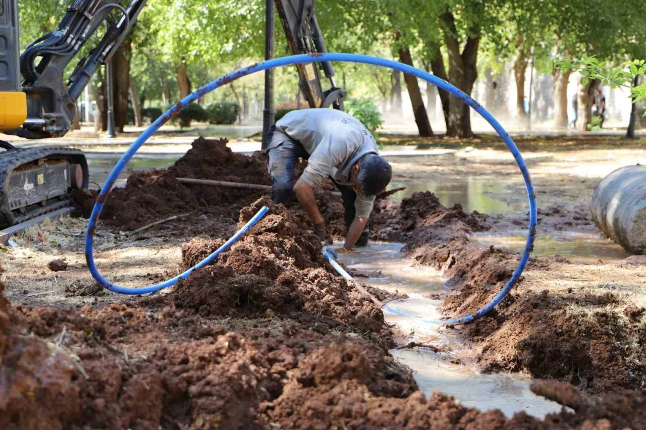 Sur dipleri güzelleştiriliyor
