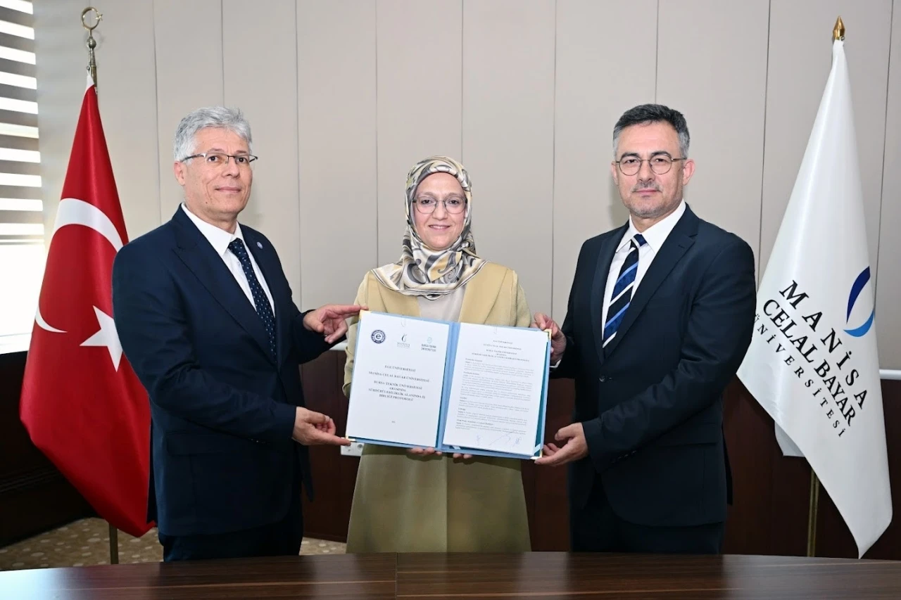 S&uuml;rd&uuml;r&uuml;lebilir kamp&uuml;sler i&ccedil;in ortak adım
