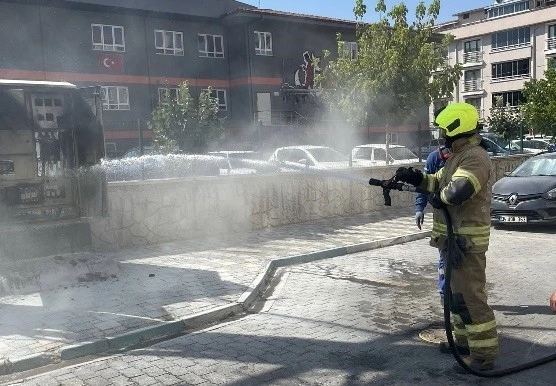 Susurluk’ta trafo yangınına müdahale
