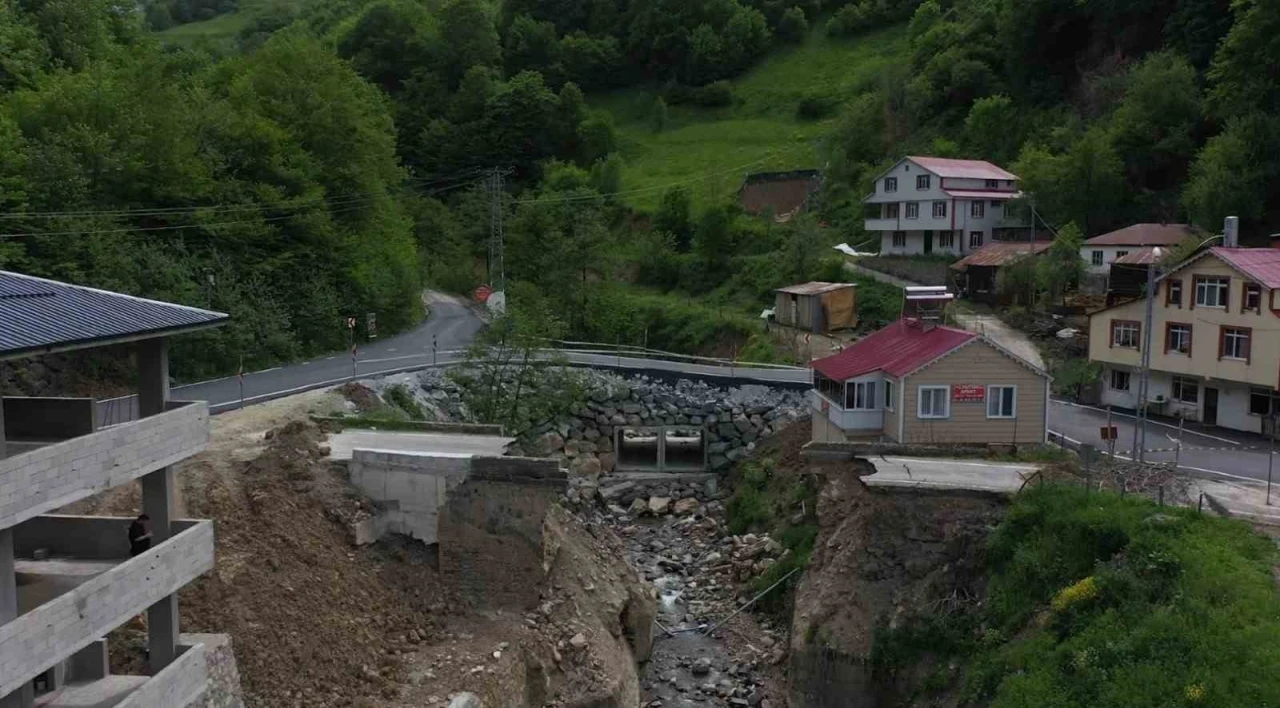 Sütlacı ile ünlü Hamsiköy’ün ulaşım sorunu çözüldü
