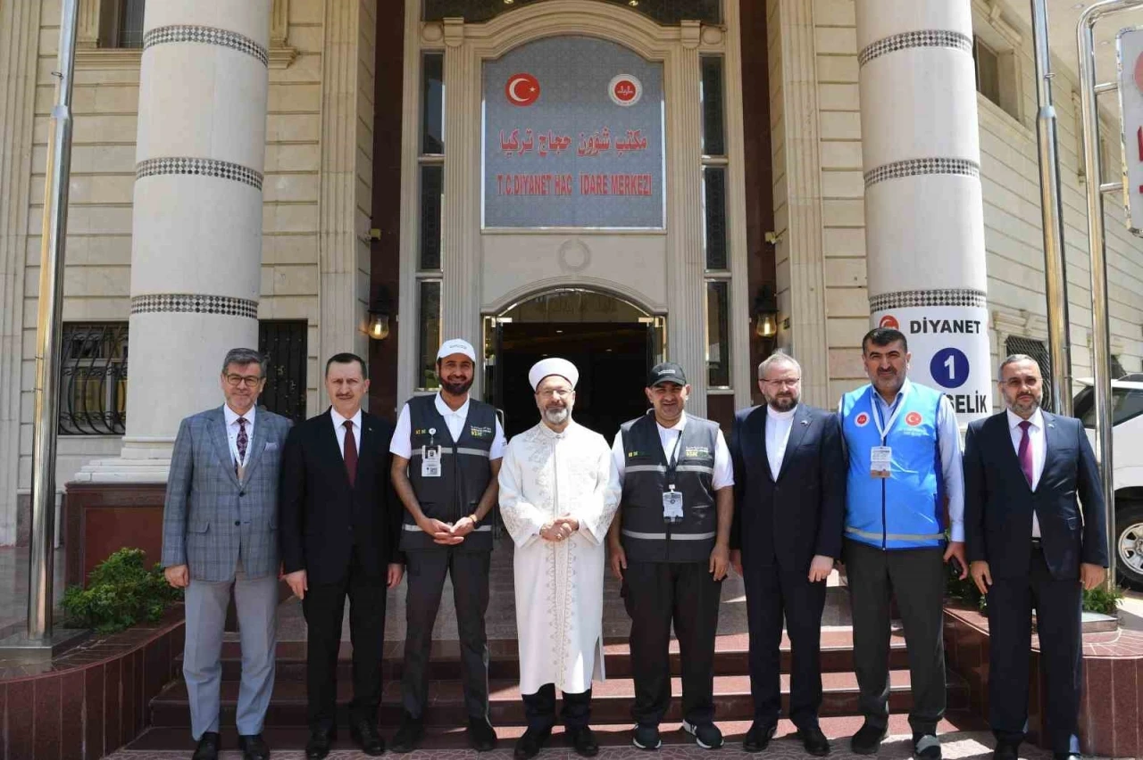Suudi Arabistan Hac ve Umre Bakanı er-Rabia’dan Diyanet İşleri Başkanı Erbaş’a ziyaret