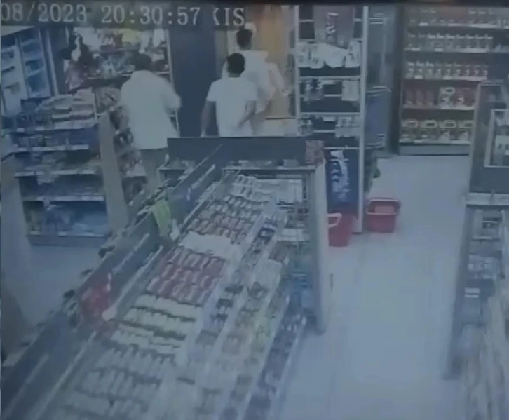 Tabancasını tuvalette unutan avukat silahın herhangi bir suçta kullanılmasından korkuyor
