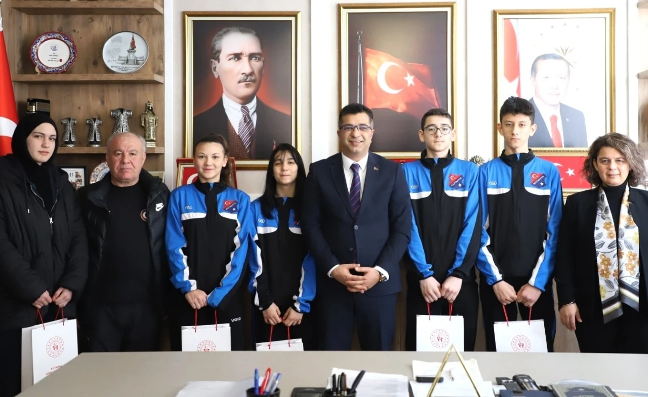 Taekwondo&rsquo;da K&uuml;tahyalı sporculardan başarı
