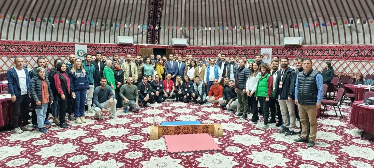 Tahmazoğlu, Öğretmenler Günü’nde öğretmenlerle bir araya geldi