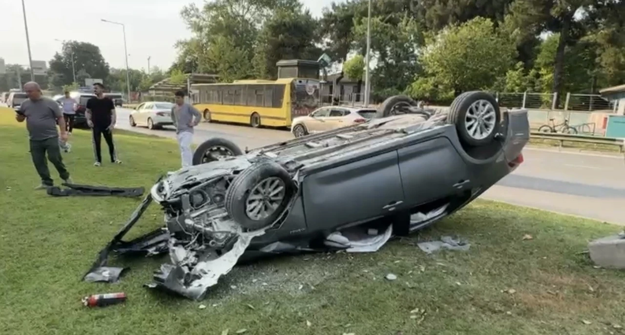 Takla atan ara&ccedil;tan burunları kanamadan &ccedil;ıktılar

