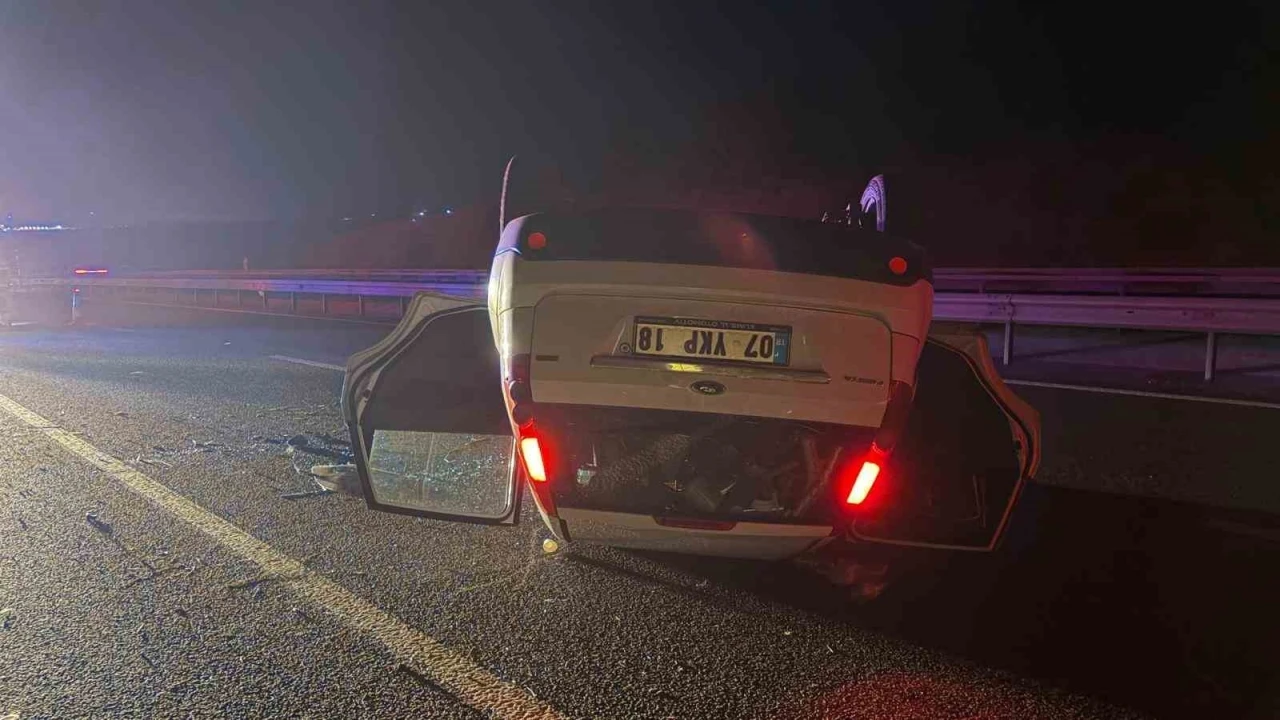 Takla atan otomobilin s&uuml;r&uuml;c&uuml;s&uuml;n&uuml;n alkoll&uuml; olduğu hastanede ortaya &ccedil;ıktı
