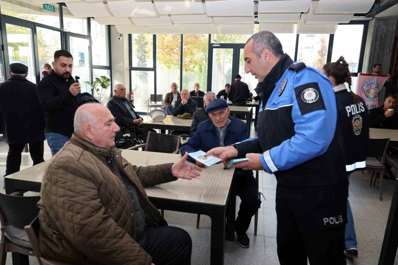 Talas Belediyesinden Selçuklu Evi’nde güvenli telefon kullanımı eğitimi
