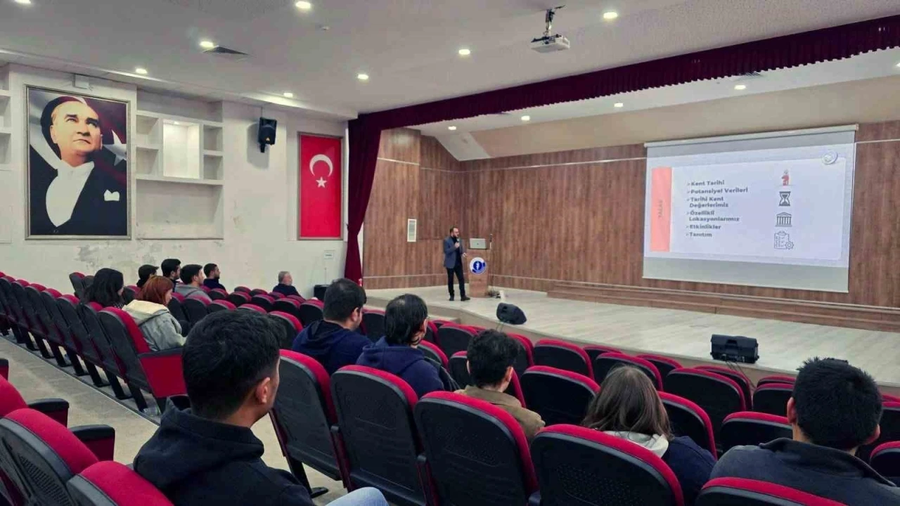 Talas Belediyesinden üniversite öğrencilerine tanıtım günleri
