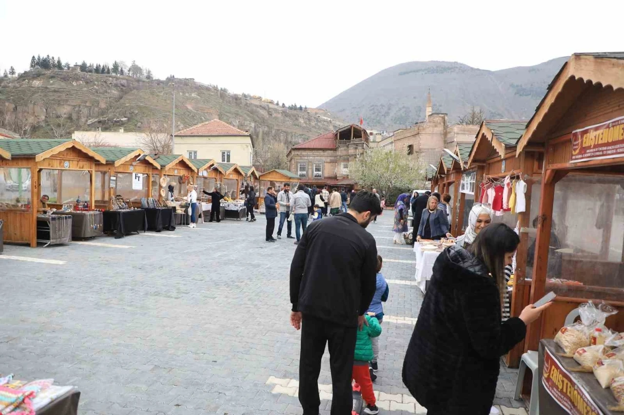 Talas’ta bu pazar ‘Maharetli Eller’ günü
