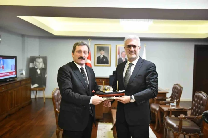 Tamer Karadağlı ve Selim Terzi&rsquo;den Samsun Valisi Tavlı&rsquo;ya ziyaret
