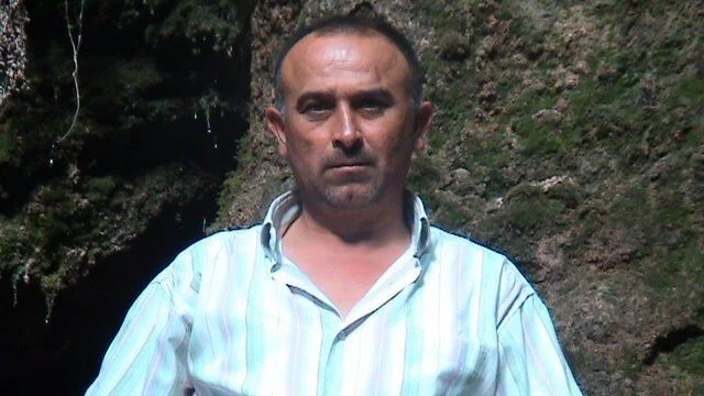 Tamirat i&ccedil;in &ccedil;ıktığı &ccedil;atıdan d&uuml;şerek hayatını kaybetti
