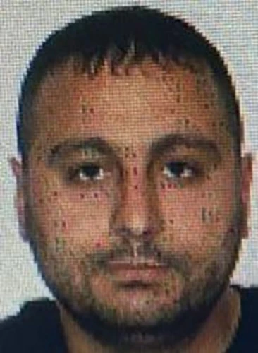 Tanımadığı adamı 7 yerinden bıçaklayarak öldüren sanık Tek, ağırlaştırılmış müebbet hapis cezasına çarptırıldı
