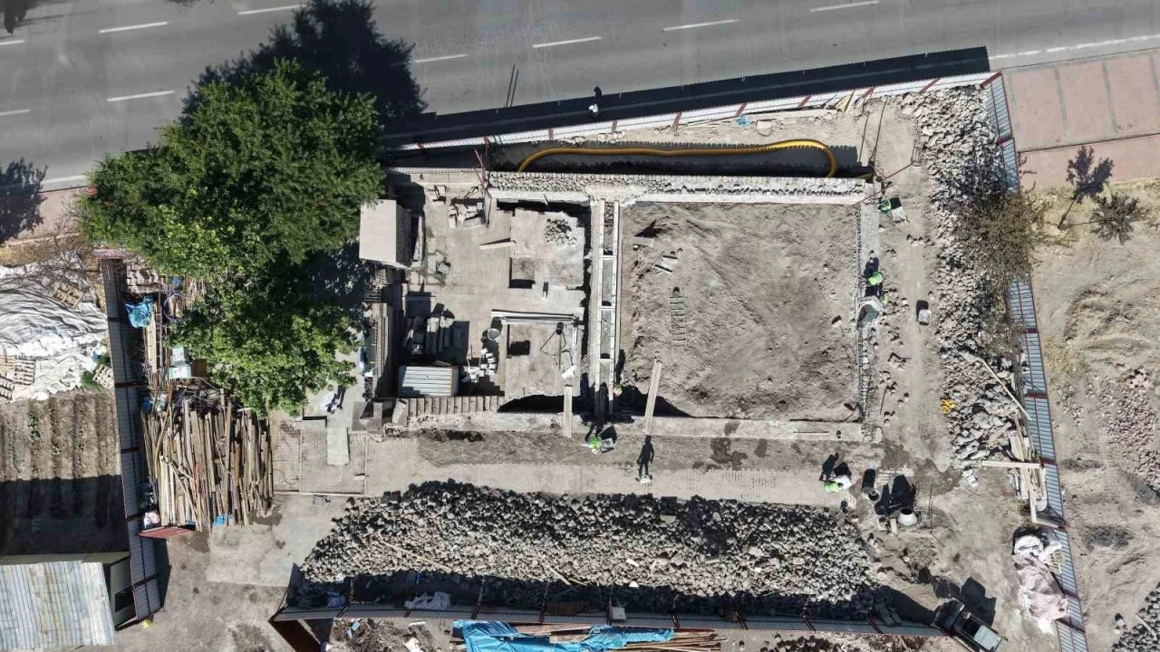 Tarihi Tasmakıran Cami’nde restorasyon başladı
