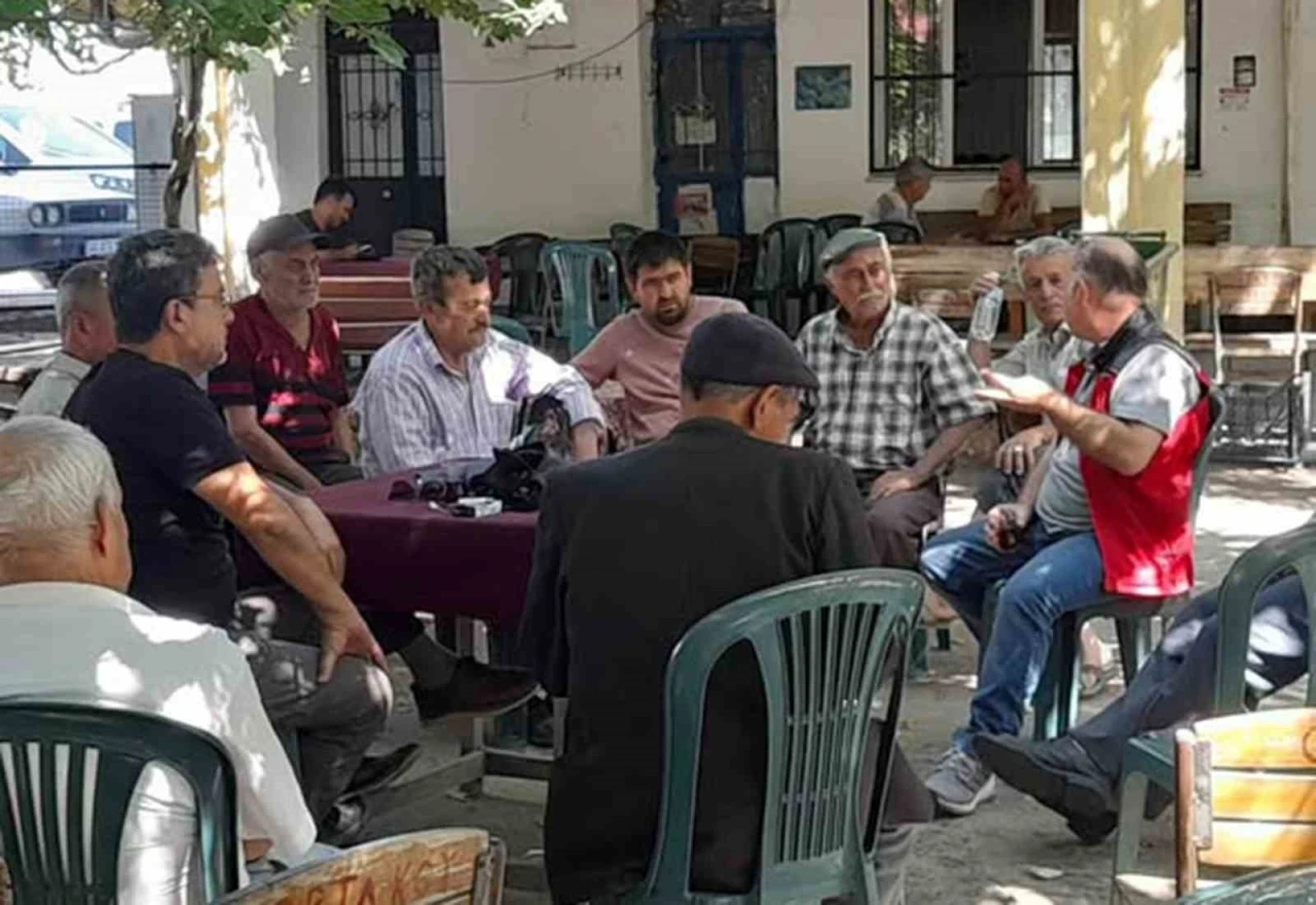 Tarla Faresi ihbarlarına yerinde inceleme, &uuml;reticilere destek
