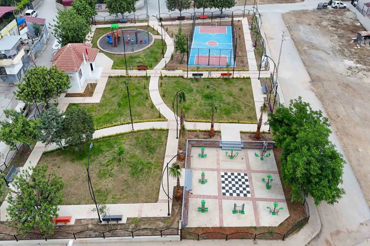Tarsus’ta çocuklara modern park
