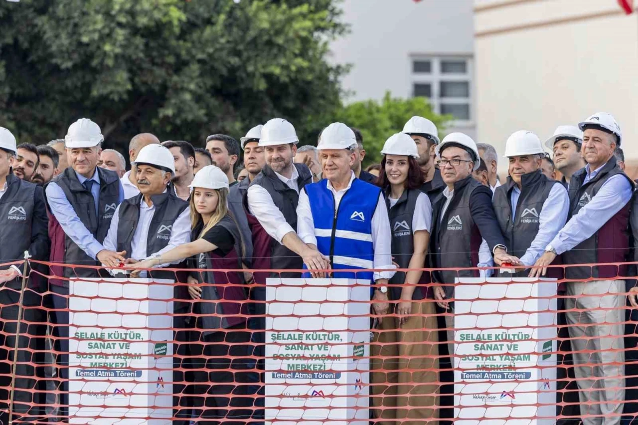 Tarsus&rsquo;ta k&uuml;lt&uuml;r, sanat ve sosyal yaşam merkezinin temeli atıldı
