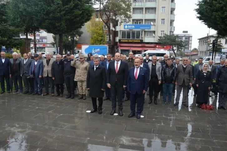 Tatvan&rsquo;da &lsquo;19 Ekim Muhtarlar G&uuml;n&uuml;&rsquo; kutlandı
