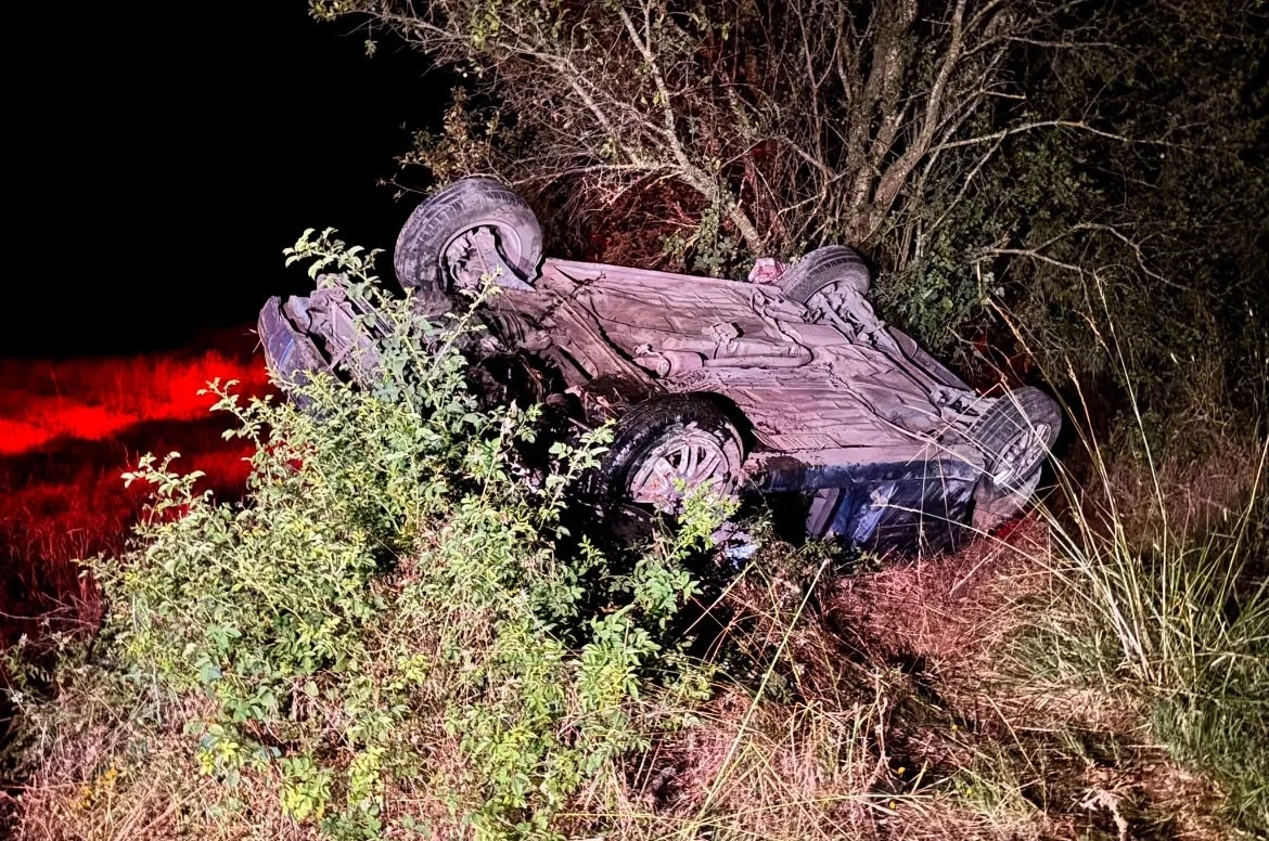 Tavşanlı&rsquo;da otomobil takla attı: 1&rsquo;i ağır 2 yaralı
