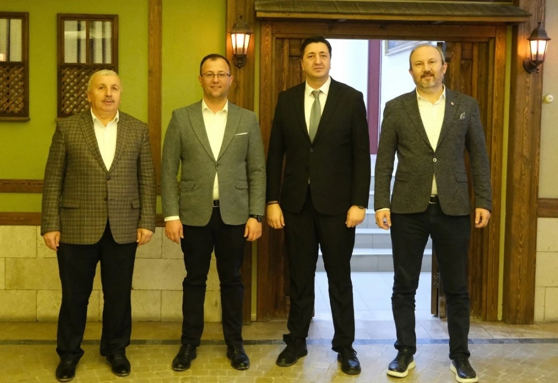 Tavşanlı Gen&ccedil;lik ve Spor İl&ccedil;e M&uuml;d&uuml;rl&uuml;ğ&uuml;&rsquo;nde Taha Pişkiner d&ouml;nemi başladı
