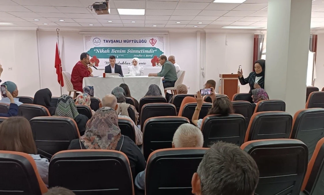Tavşanlı M&uuml;ft&uuml;l&uuml;ğ&uuml;&rsquo;nde nikah yoğunluğu
