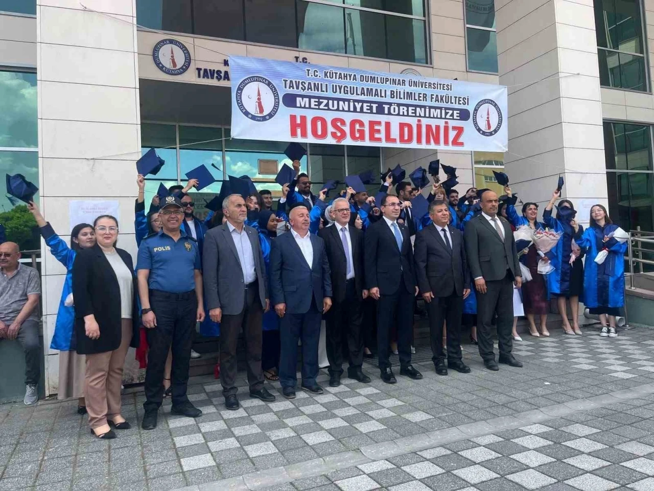 Tavşanlı TUBİF&rsquo;te g&ouml;rkemli mezuniyet
