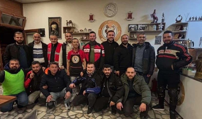Tavşanlılı motorculardan Kahveci Ali’ye sürpriz ziyaret
